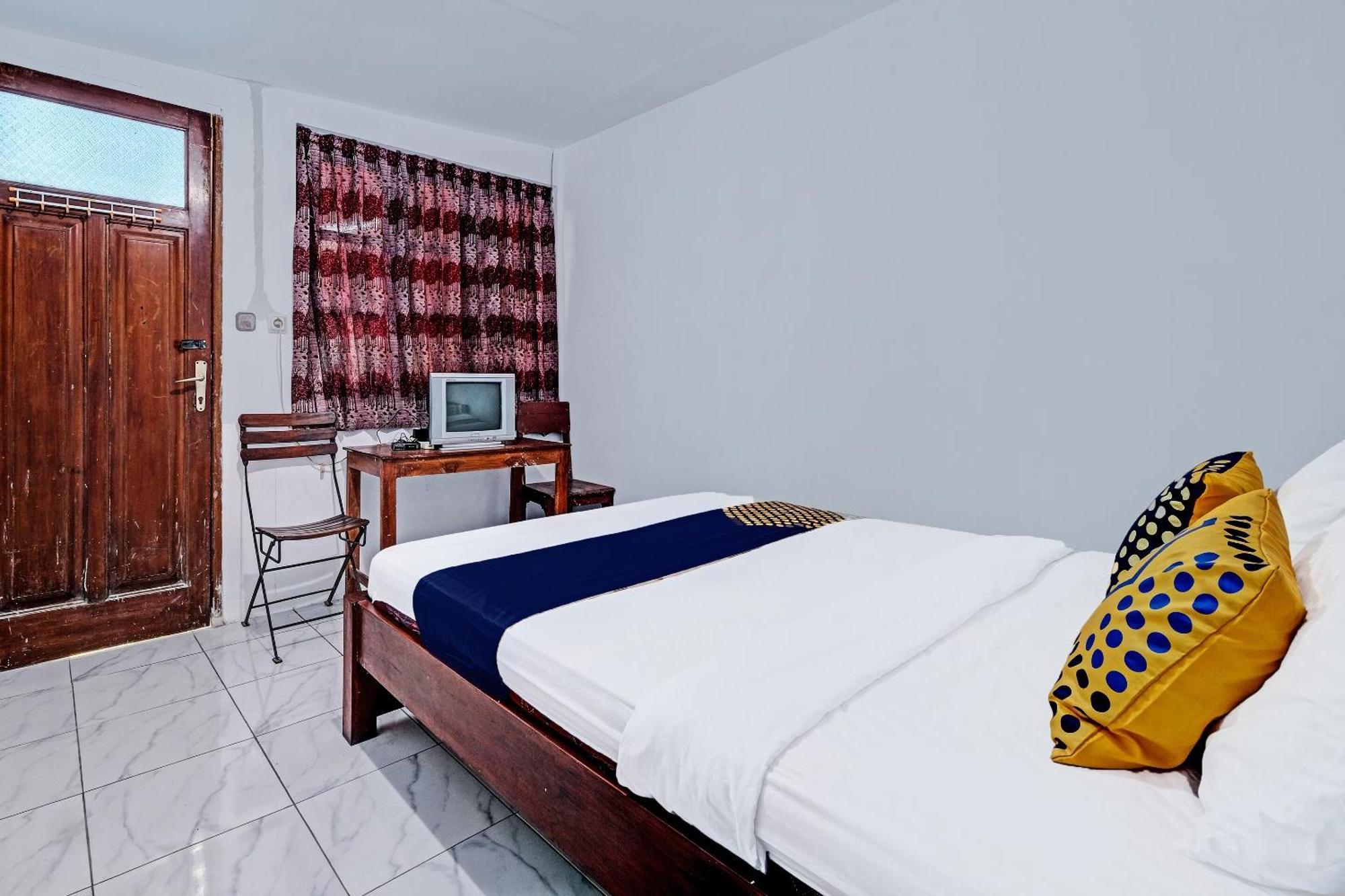 Hotel Spot On 91916 Joglo Doyong Syariah Yogyakarta